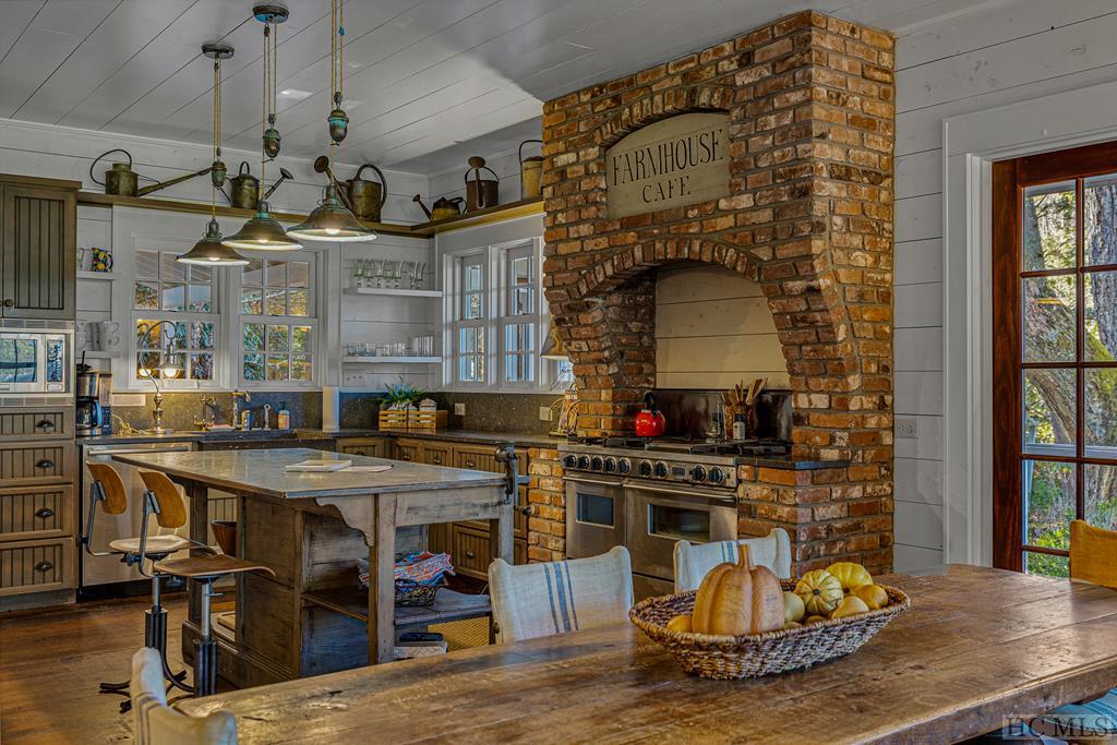 1290 Dillard Road Highlands, NC 28741 - Photo 48 of 74 Gallery Image 48