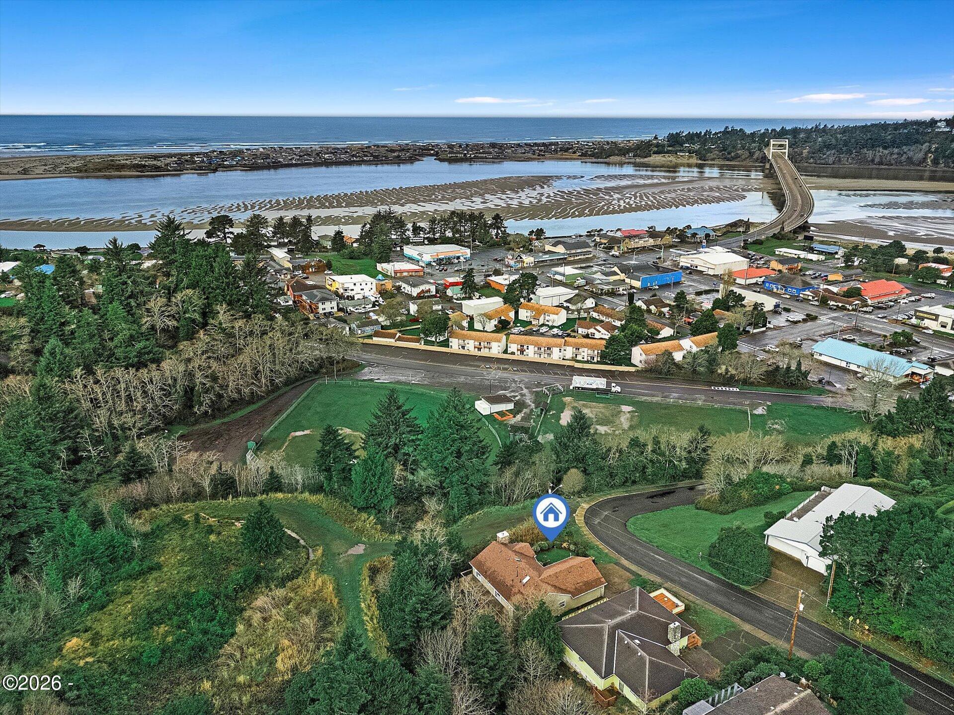 230 Southwest Cedar Street Waldport, OR 97394 - Photo 42 of 50