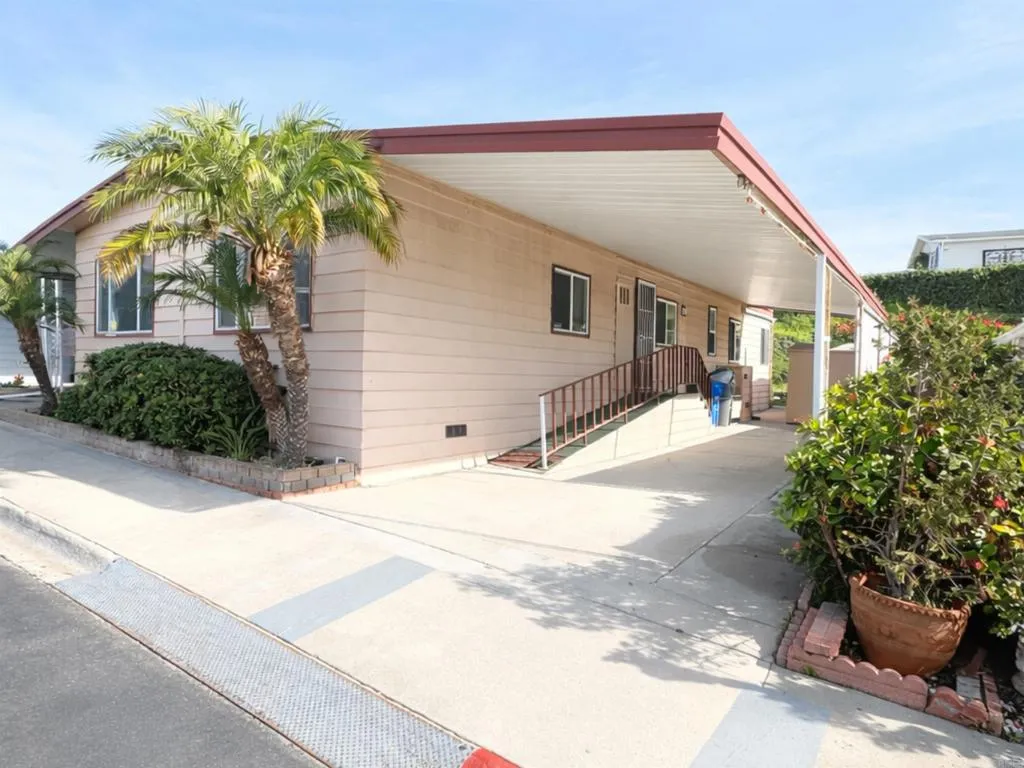 3340 Del Sol, Unit SPC 4 San Diego, CA 92101 - Photo 2 of 14