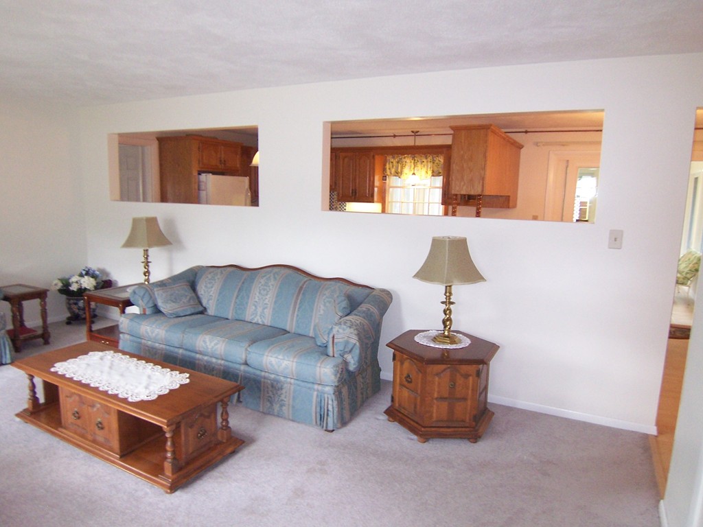 27 Walker Road Beverly, MA 01915 - Photo 11 of 20 Gallery Image 11