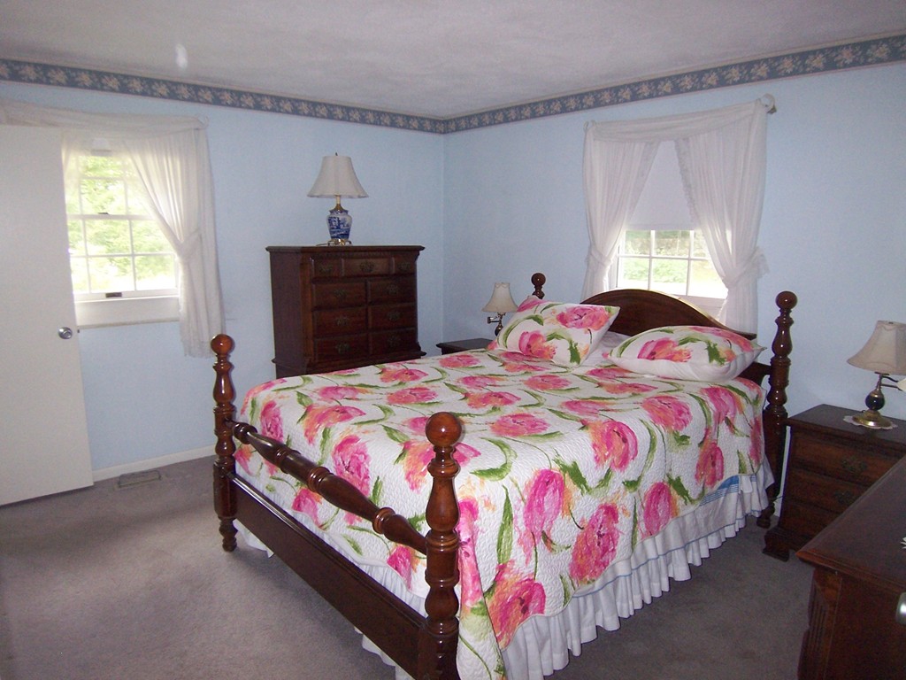 27 Walker Road Beverly, MA 01915 - Photo 16 of 20 Gallery Image 16