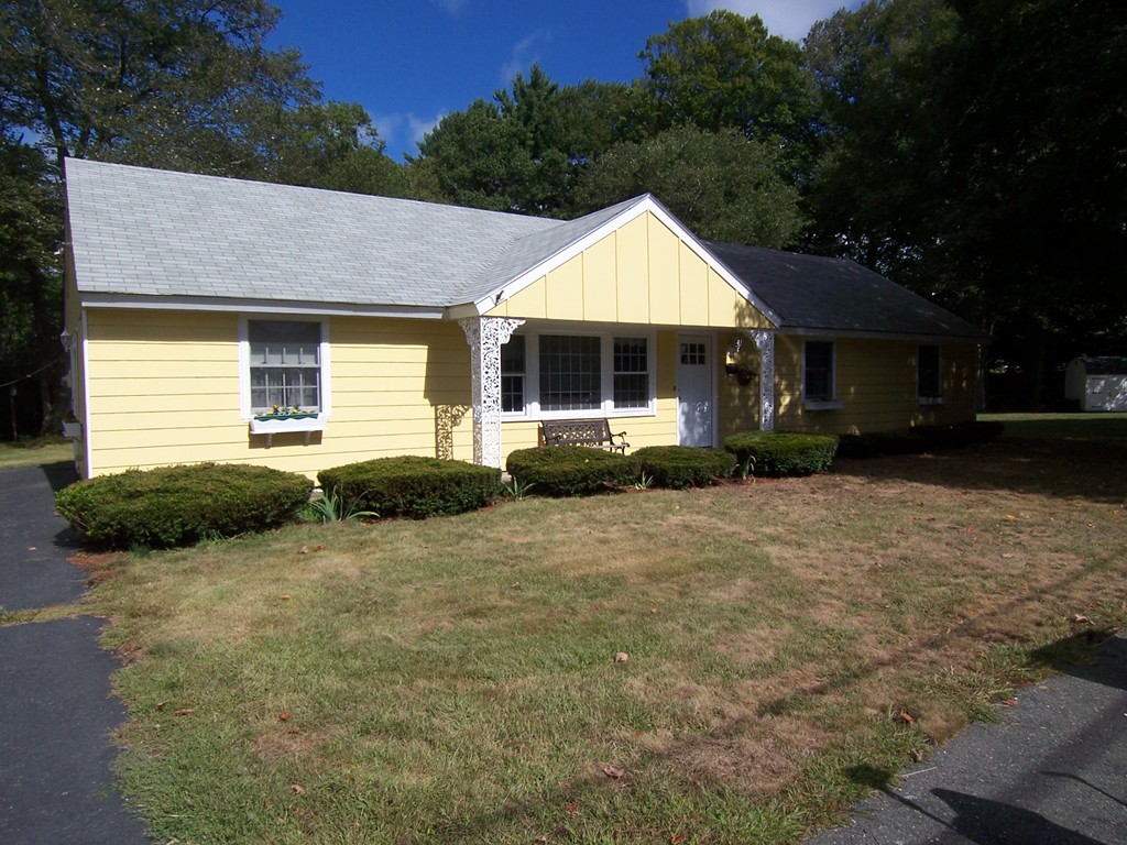 27 Walker Road Beverly, MA 01915 - Photo 2 of 20 Gallery Image 2