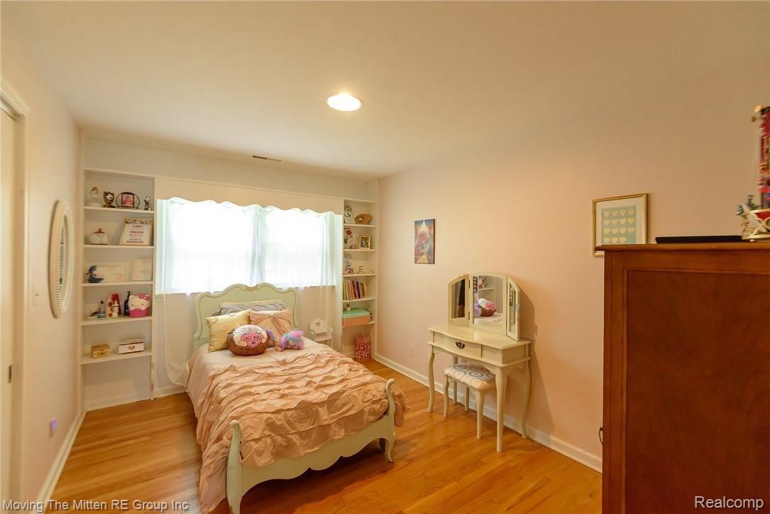 9054 Ruth Avenue Allen Park, MI 48101 - Photo 16 of 43 mtm_9054_ruth-13.jpg