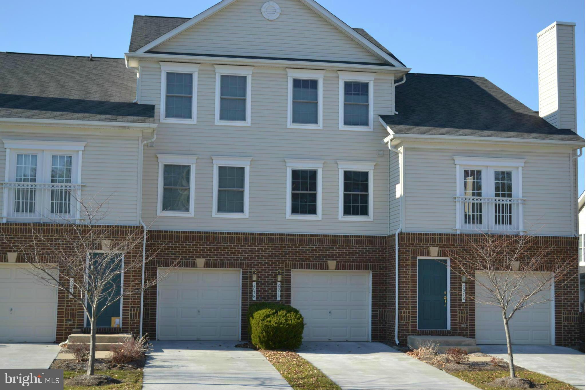 2520 Briar Ridge Lane Odenton, MD 21113 - Photo 4 of 30 Unit w/Garage