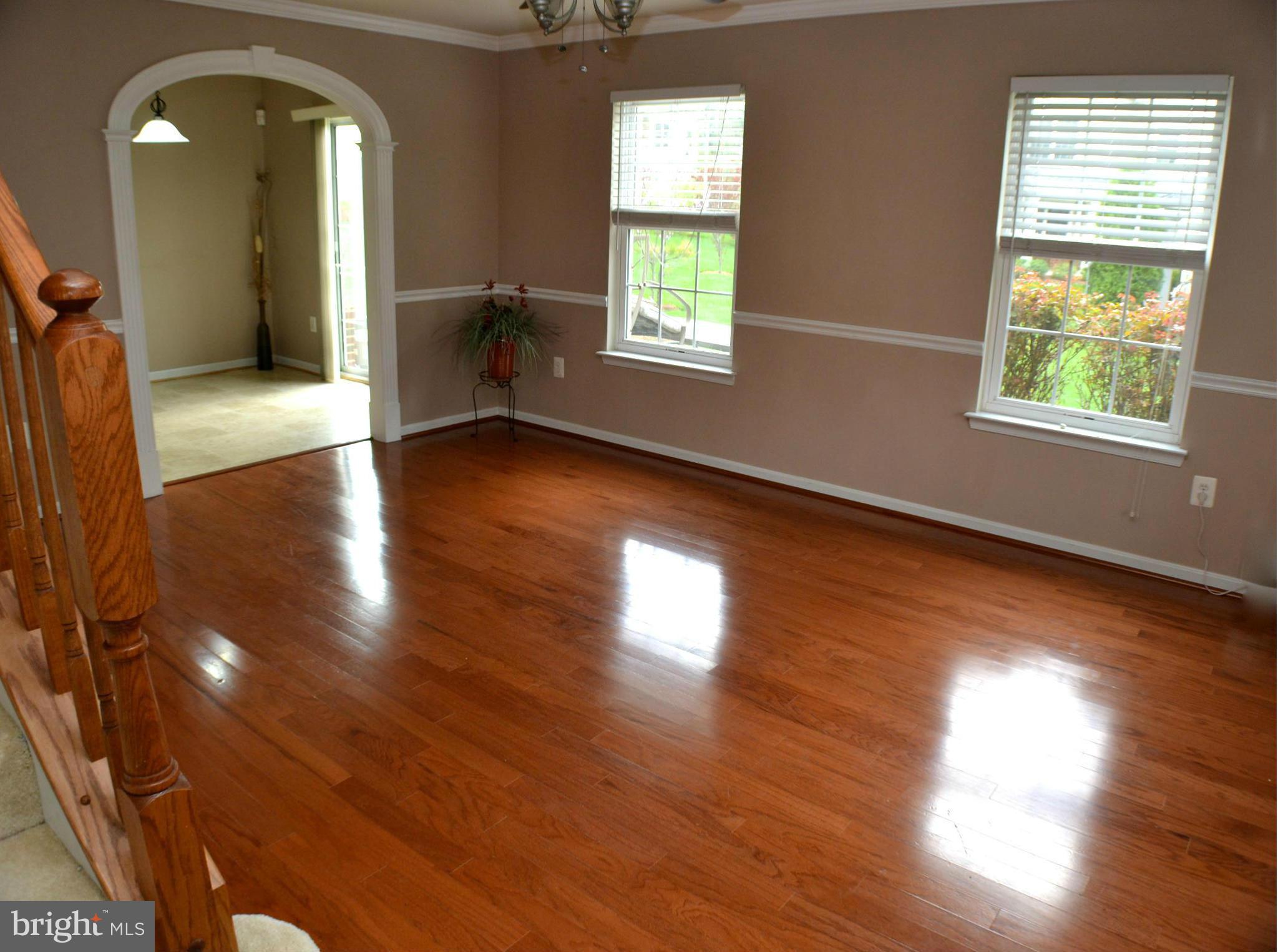 2520 Briar Ridge Lane Odenton, MD 21113 - Photo 7 of 30 Extra Large Dining Room w/Hardwood Floors