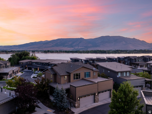 819 South Mallory Loop, Unit 9 Huntsville, UT 84317 - Photo 4 of 45