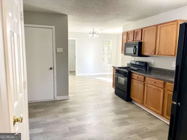 $1,895 | 2024 Smithfield Avenue, Ellenwood, GA 30294