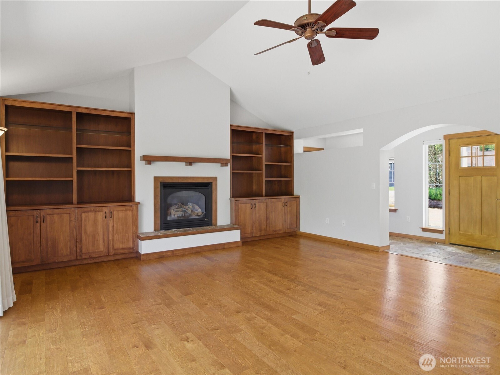 5018 Pleasant Glade Road Northeast Olympia, WA 98516 - Photo 7 of 40