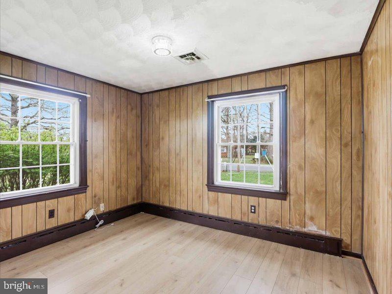 6404 Inwood Drive Springfield, VA 22150 - Photo 16 of 41 an empty room with windows