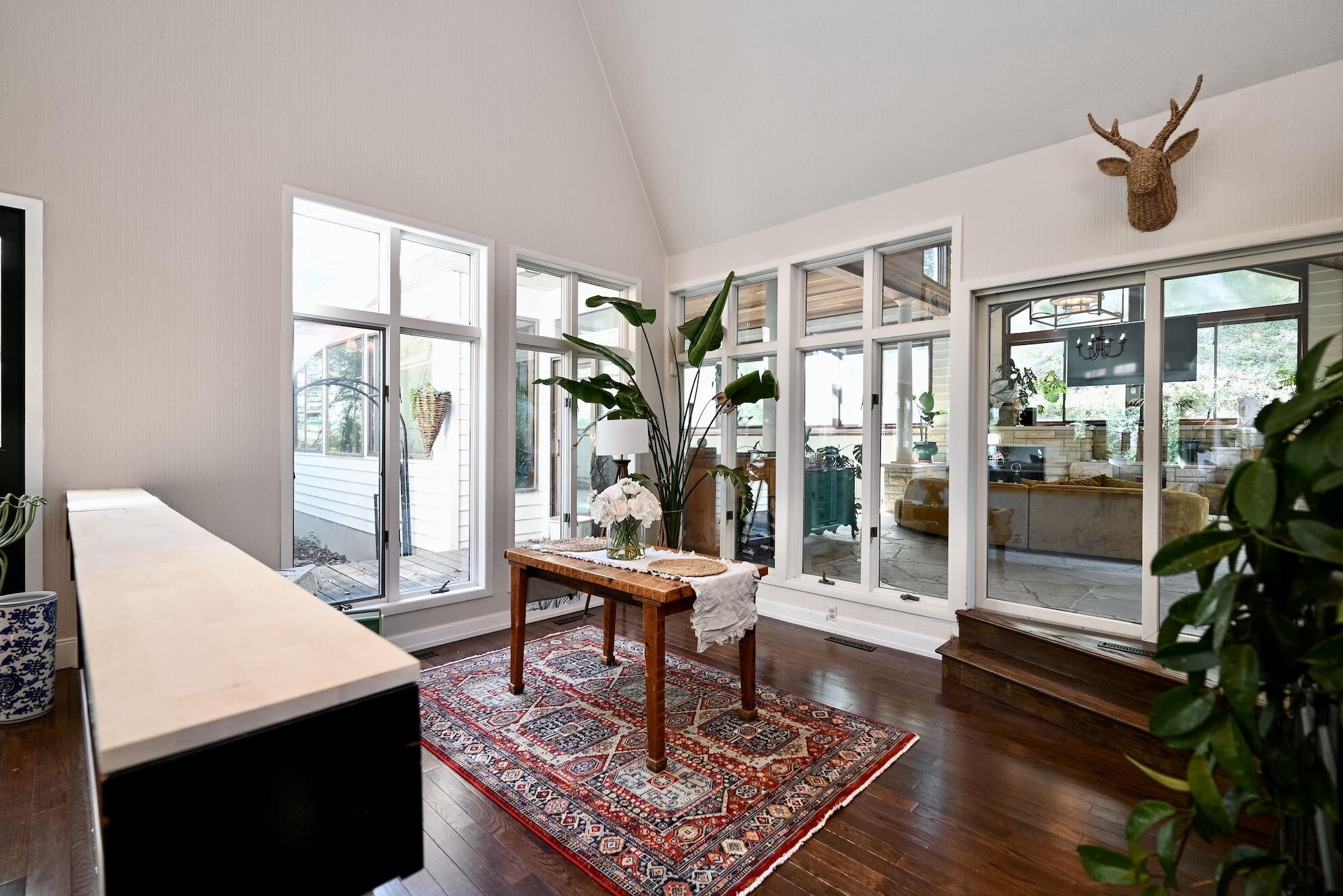 2331 Goodview Road Winona, MN 55987 - Photo 4 of 47 Dining Area