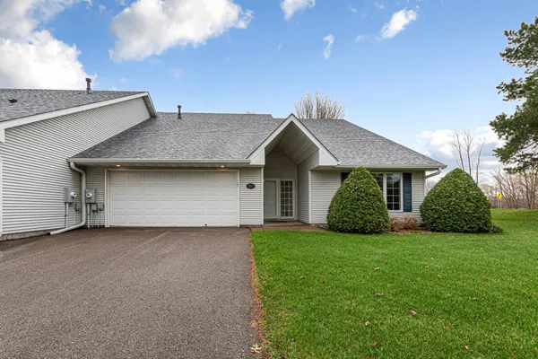 $450,000 | 1517 Waters Edge Circle, Northfield, MN 55057