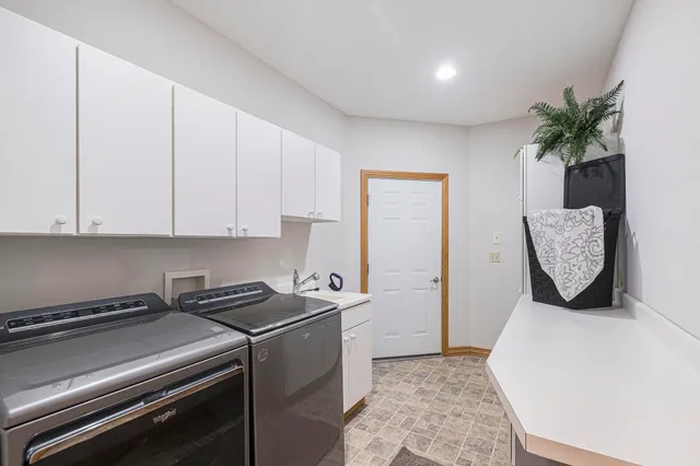 $576,000 | 944 Tibalew Drive Northwest, Sparta, MI 49345