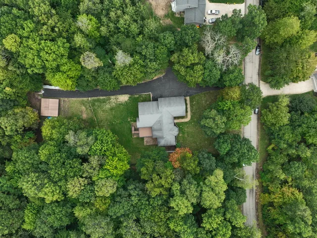 $576,000 | 944 Tibalew Drive Northwest, Sparta, MI 49345