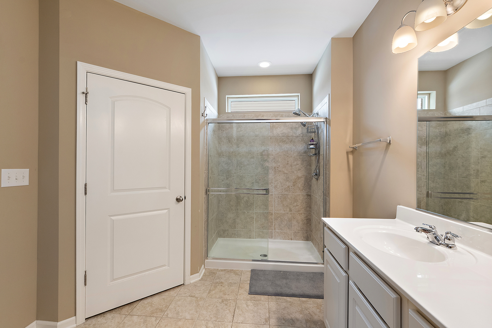 2073 Rownham Hill Road New Lenox, IL 60451 - Photo 16 of 34 a bathroom with a sink a toilet and shower