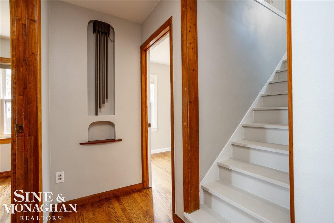 22152 Hayes Avenue Eastpointe, MI 48021 - Photo 8 of 44