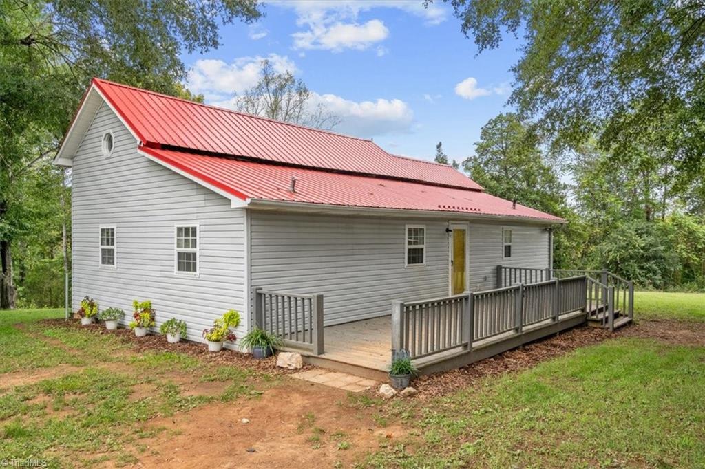 662 Tate Road Reidsville, NC 27320 - Photo 27 of 44 Gallery Image 27