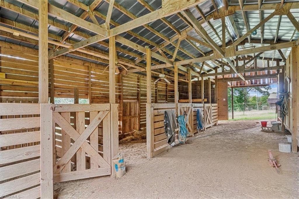 662 Tate Road Reidsville, NC 27320 - Photo 32 of 44 Gallery Image 32