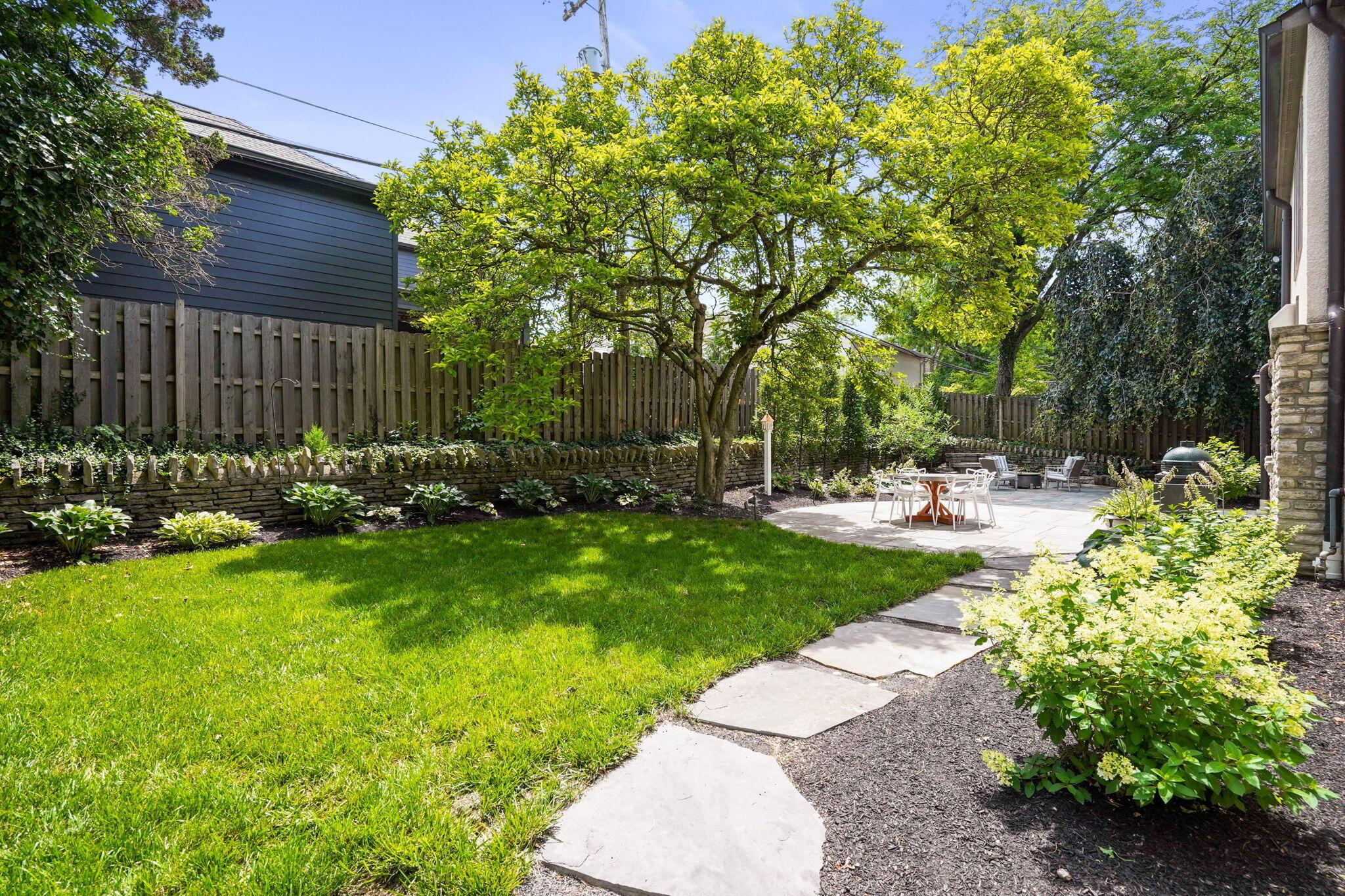 2076 Elgin Road Columbus, OH 43221 - Photo 74 of 82 75-web-or-mls-DSC09800