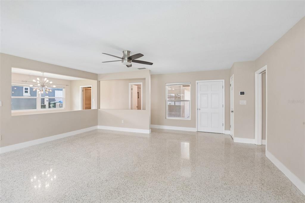 563 Eastview Road Largo, FL 33770 - Photo 3 of 37