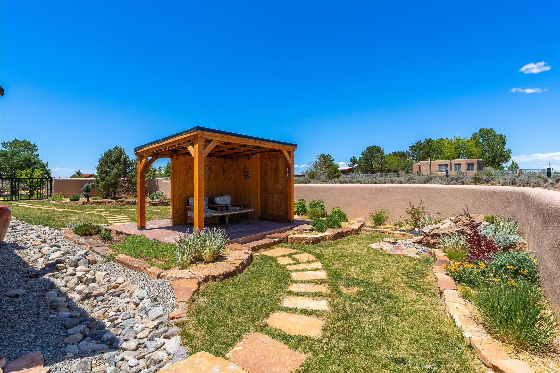 35 North Mesa Road El Prado, NM 87529 - Photo 39 of 55
