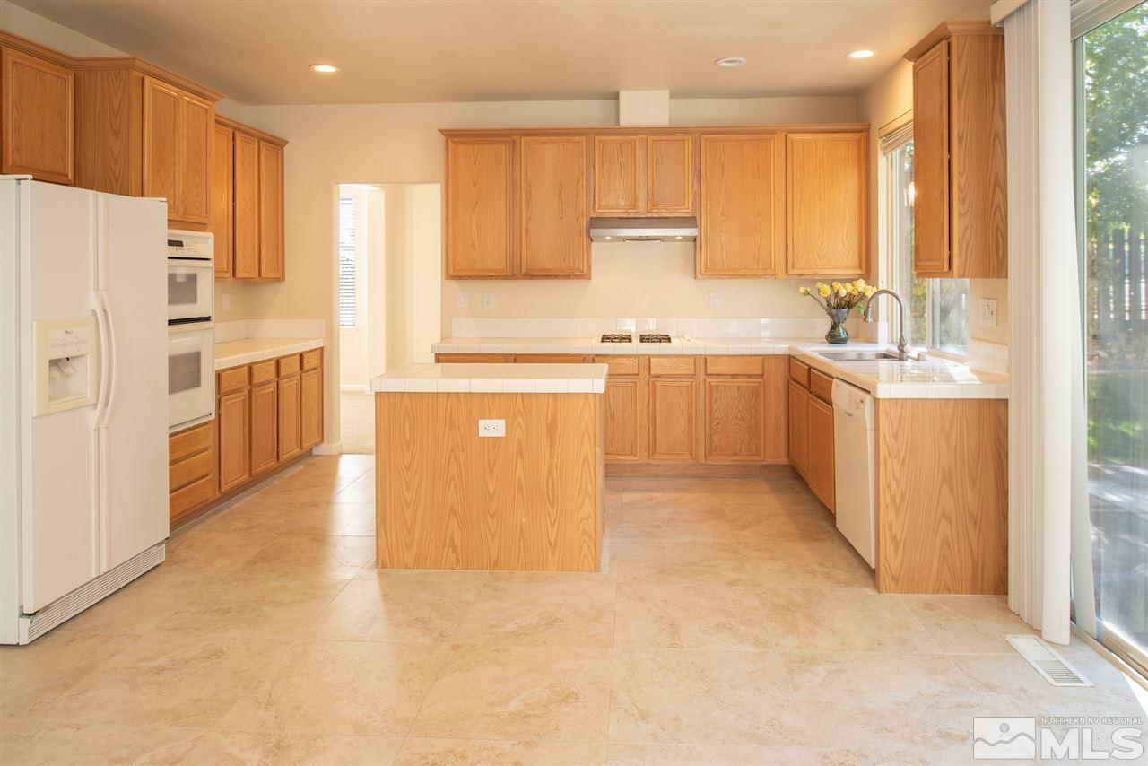 2800 Sage Ridge Drive Reno, NV 89509 - Photo 6 of 25 Photo 6