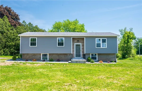 $319,000 | 5535 Eureka Road, Westmoreland, NY 13440