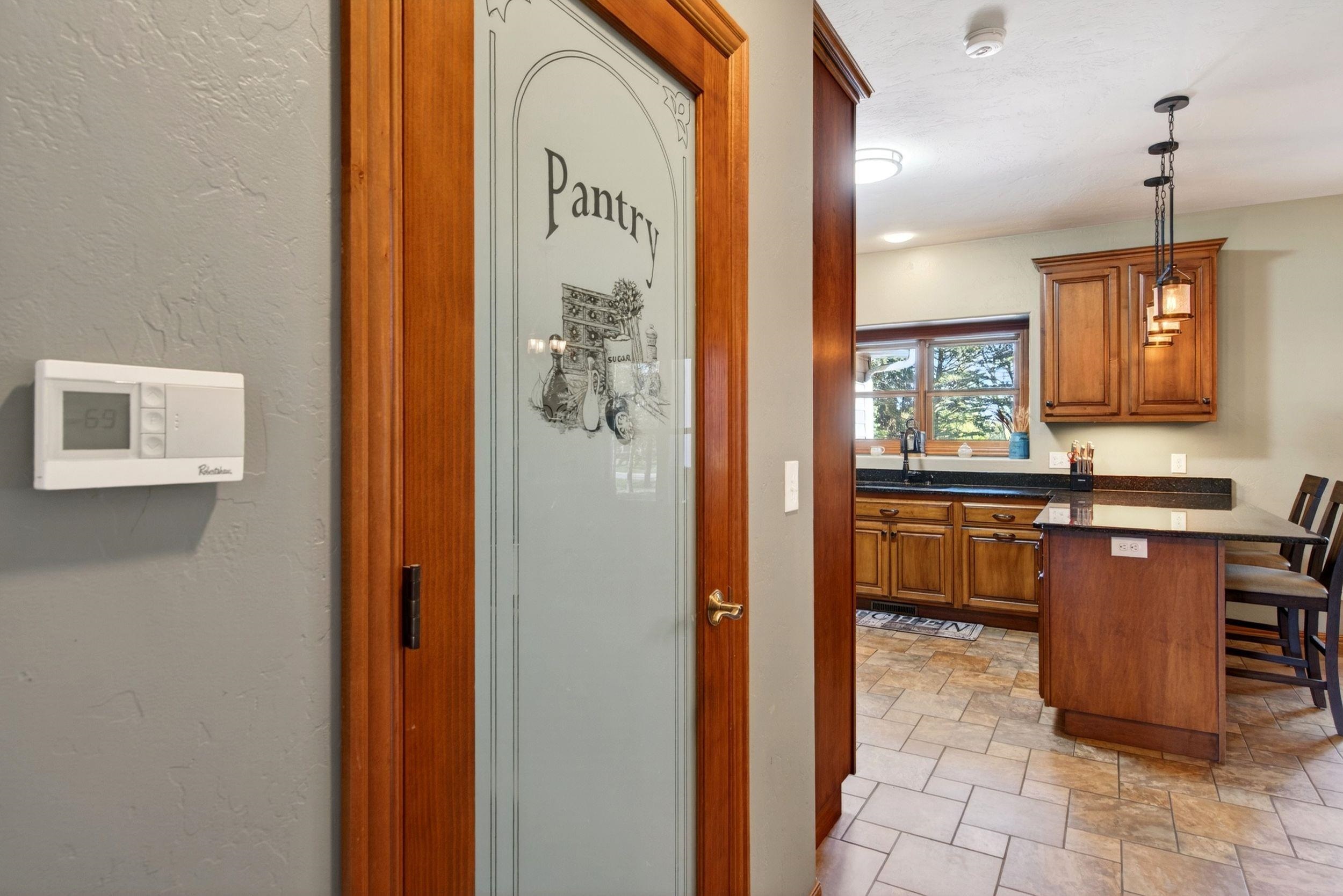 1216 East Apple Creek Road Appleton, WI 54913 - Photo 12 of 62