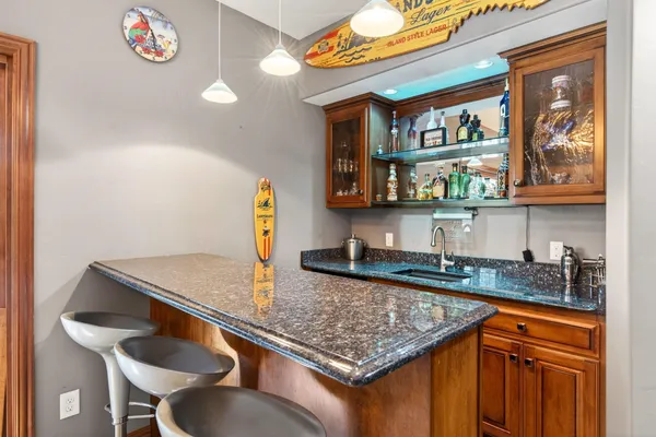 $675,000 | 1216 East Apple Creek Road, Appleton, WI 54913