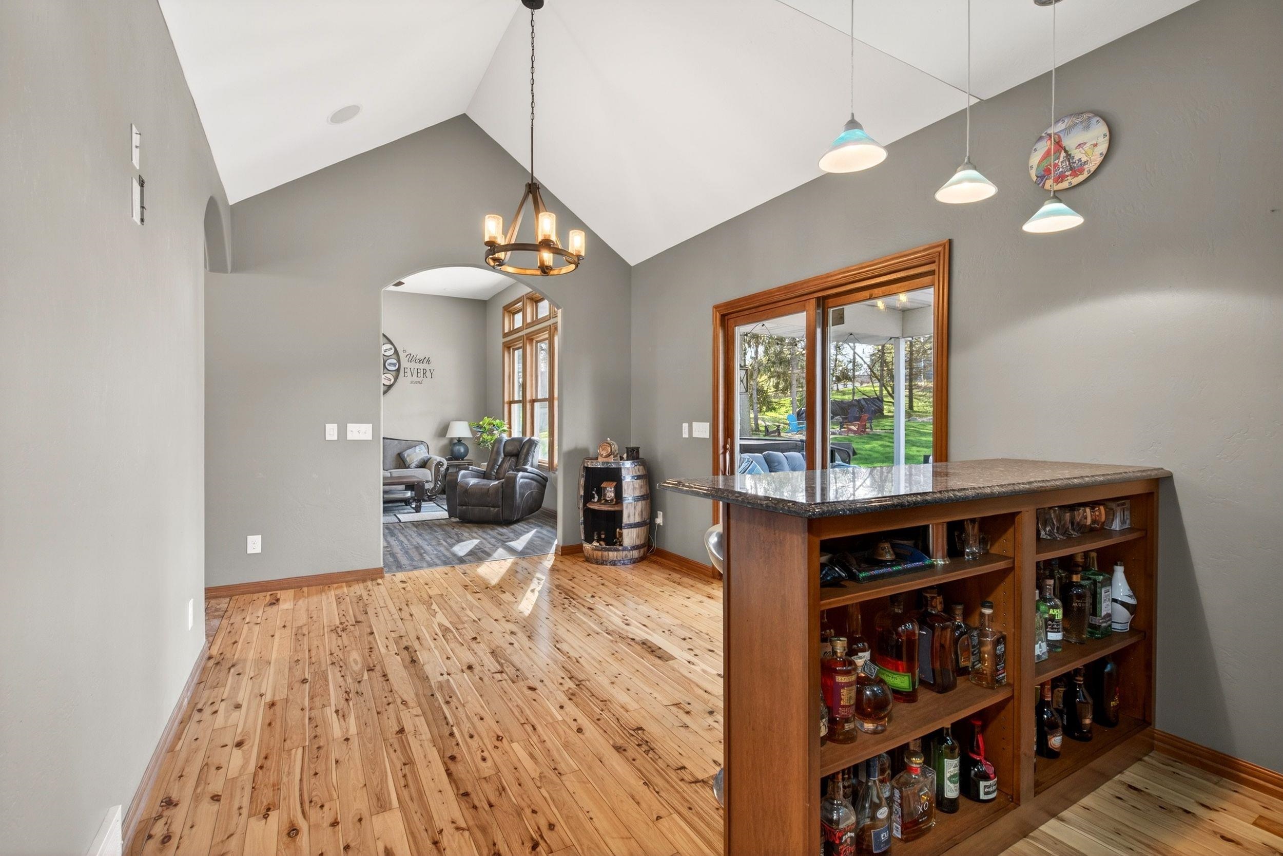 1216 East Apple Creek Road Appleton, WI 54913 - Photo 17 of 62