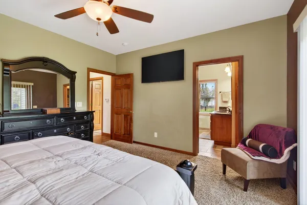 $675,000 | 1216 East Apple Creek Road, Appleton, WI 54913