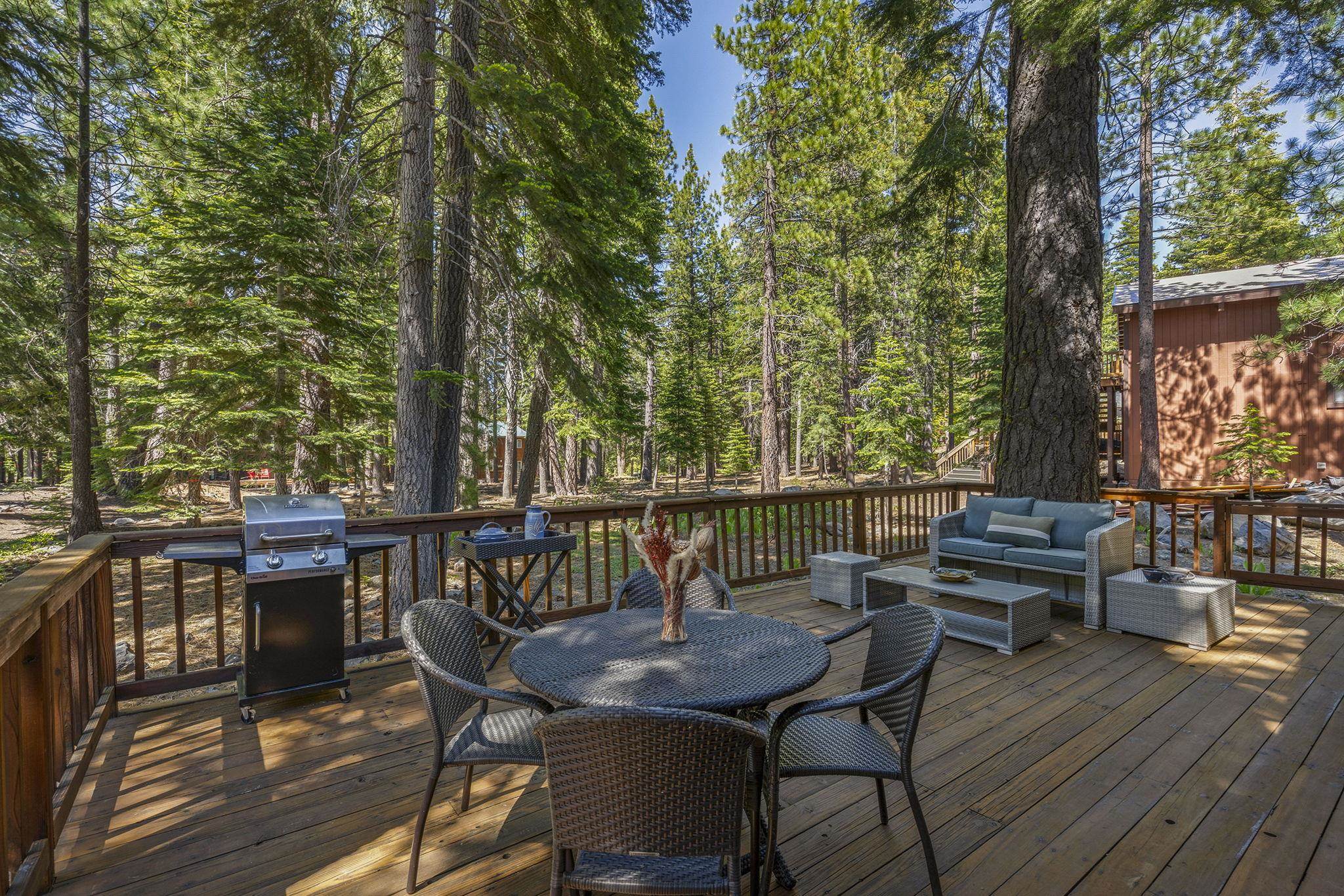 12331 Bennett Flat Road Truckee, CA 96161 - Photo 20 of 28