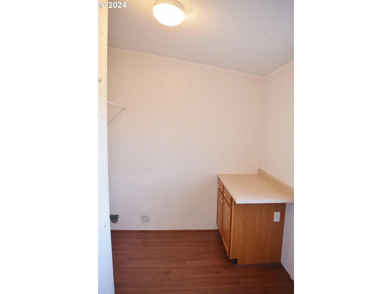 103 Columbia Street Helix, OR 97835 - Photo 11 of 30