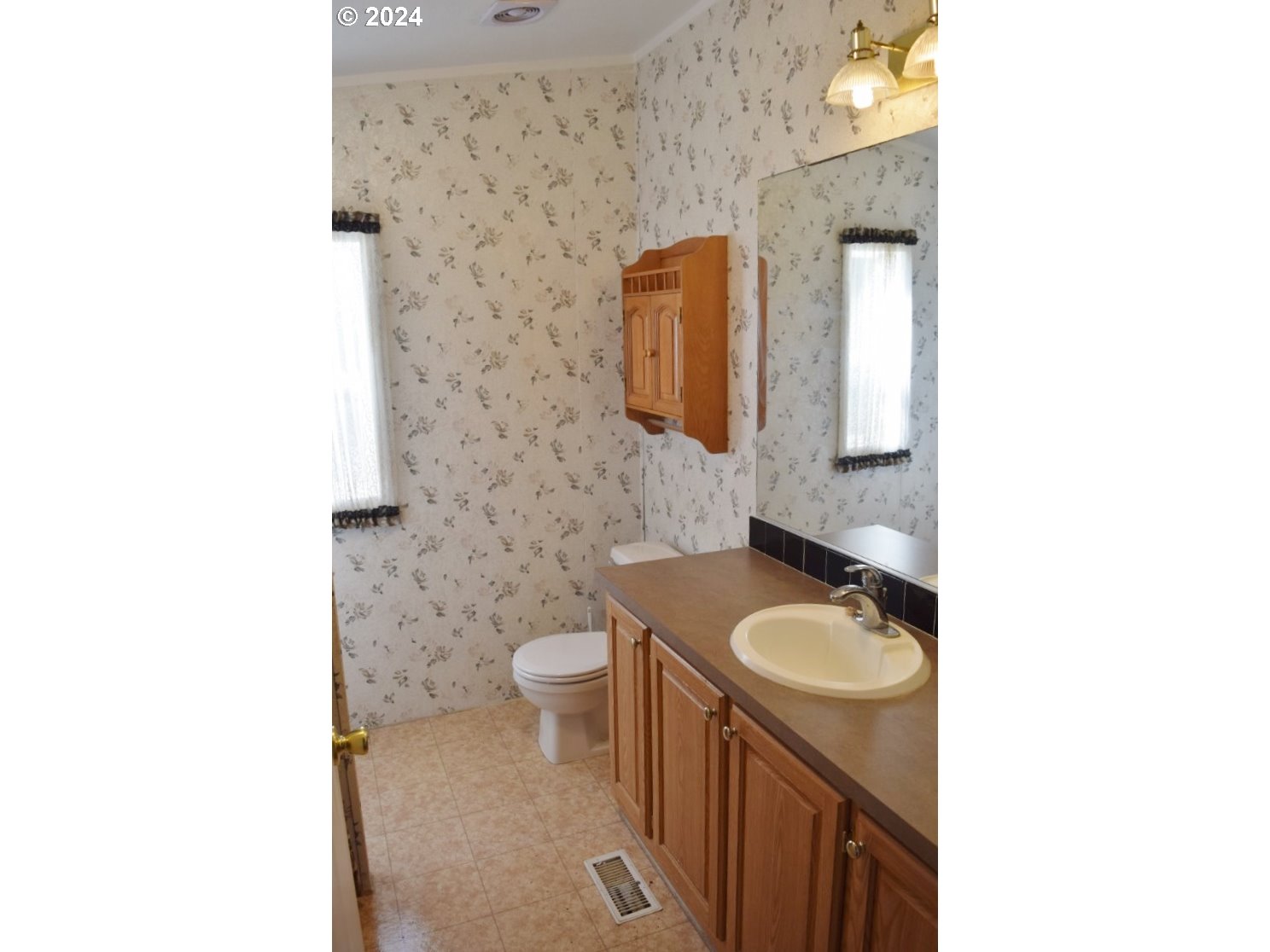 103 Columbia Street Helix, OR 97835 - Photo 16 of 30