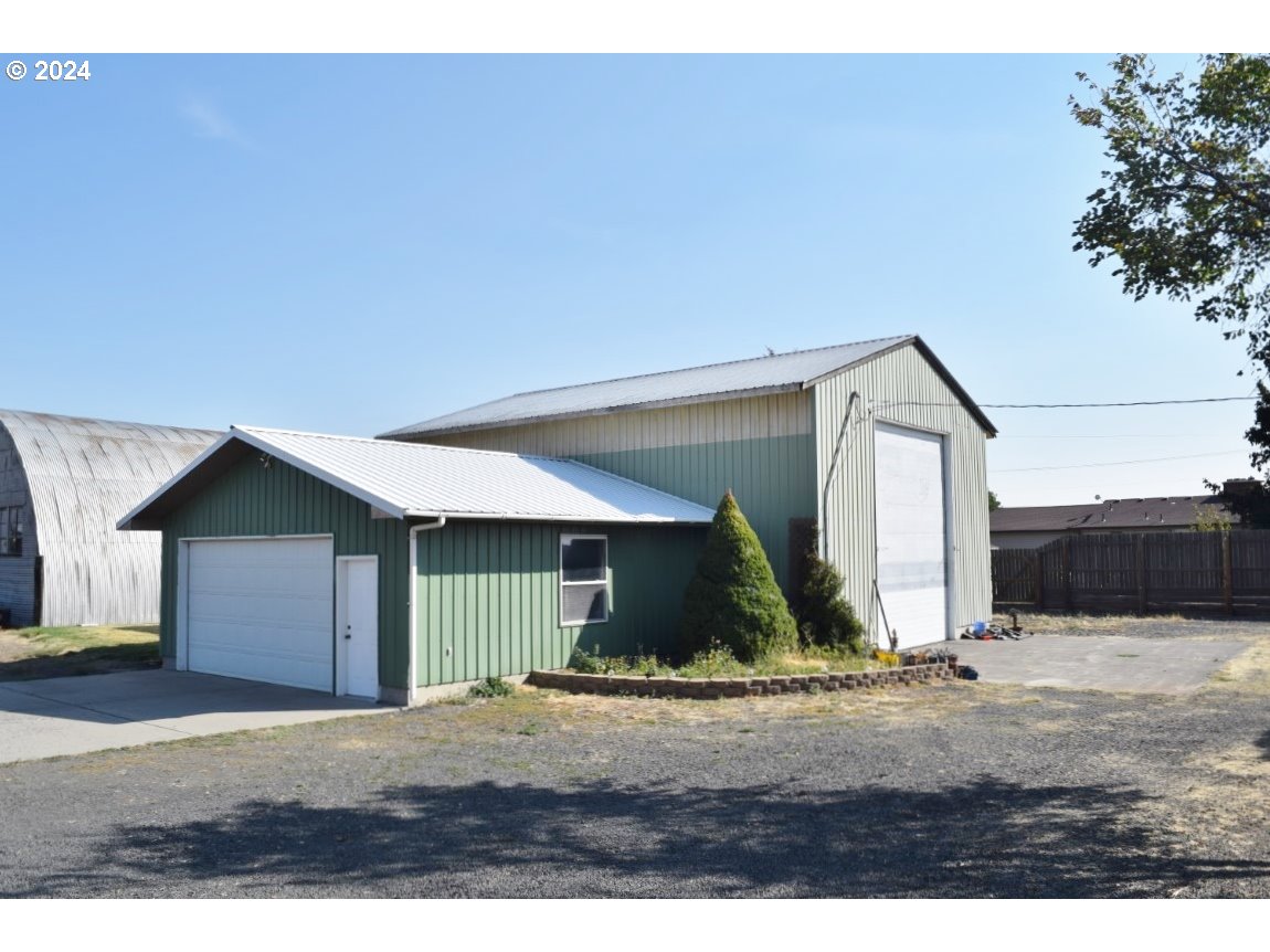 103 Columbia Street Helix, OR 97835 - Photo 25 of 30