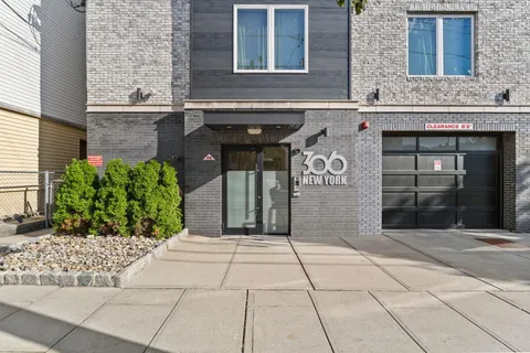 $749,000 | 306 New York Avenue, Unit 201, Union City, NJ 07087