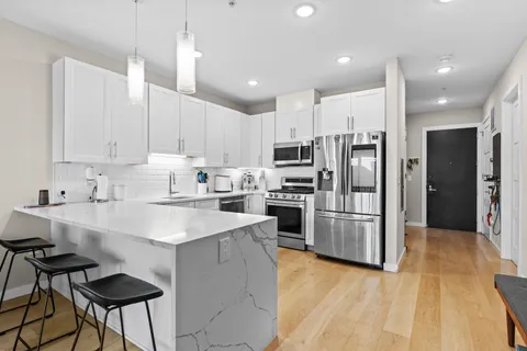 $749,000 | 306 New York Avenue, Unit 201, Union City, NJ 07087