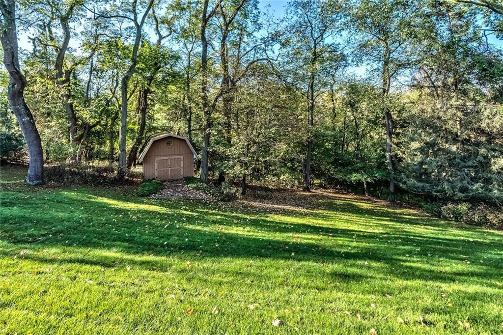 1349 Anderson Road Pittsburgh, PA 15209 - Photo 6 of 25