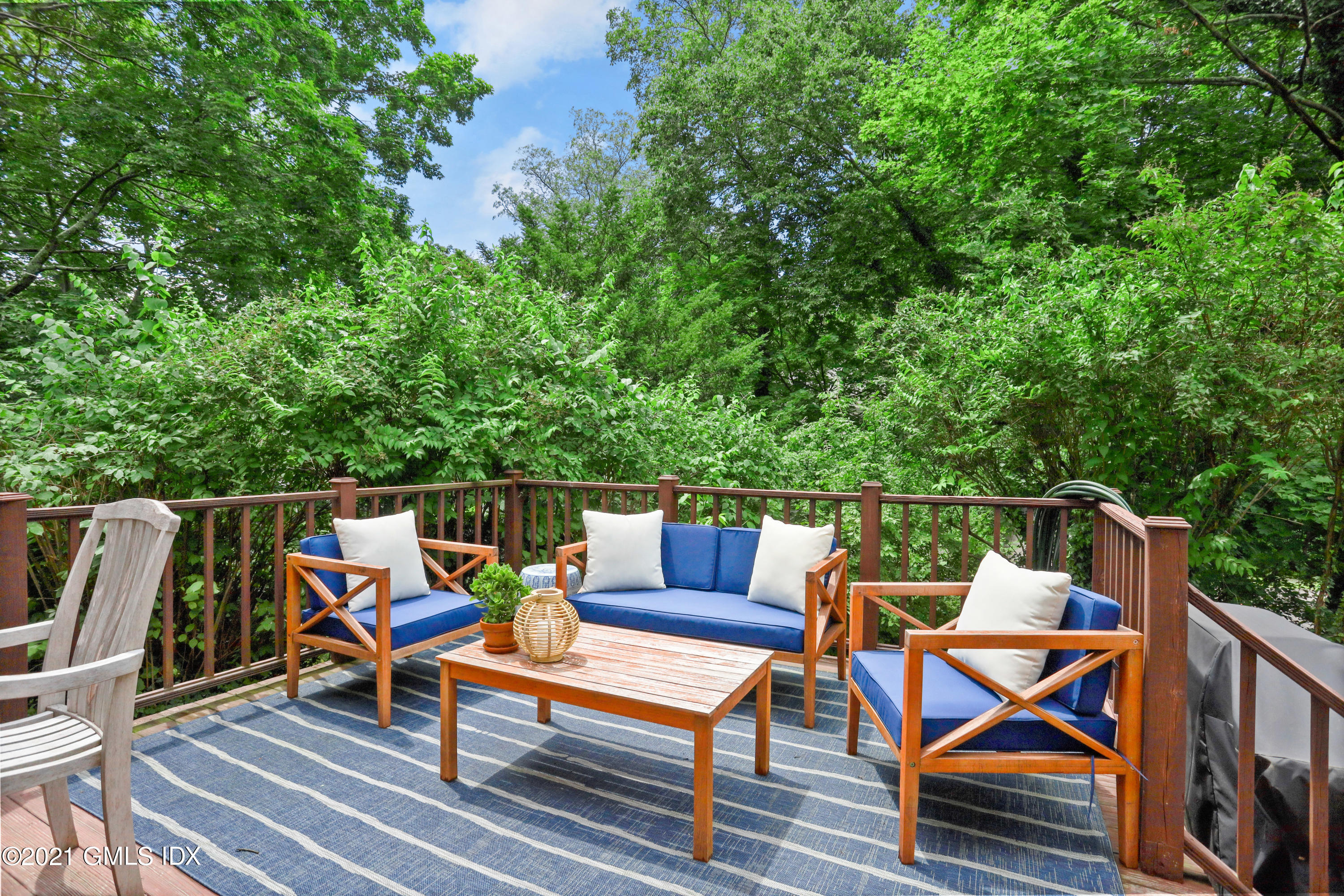 20 Ridge Road Cos Cob, CT 06807 - Photo 27 of 31 a outdoor view with sitting space