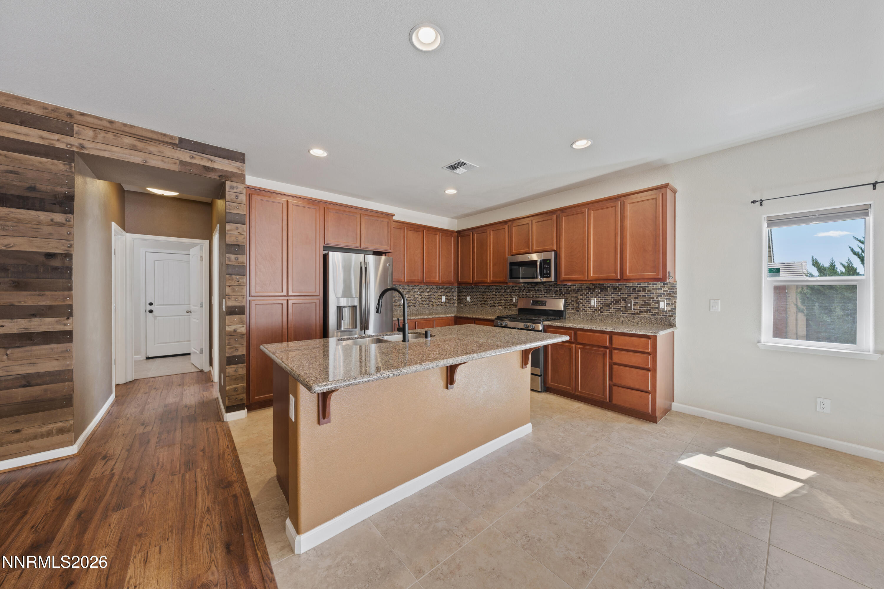 17965 Cedar Mountain Court Reno, NV 89508 - Photo 8 of 58 A7V03287