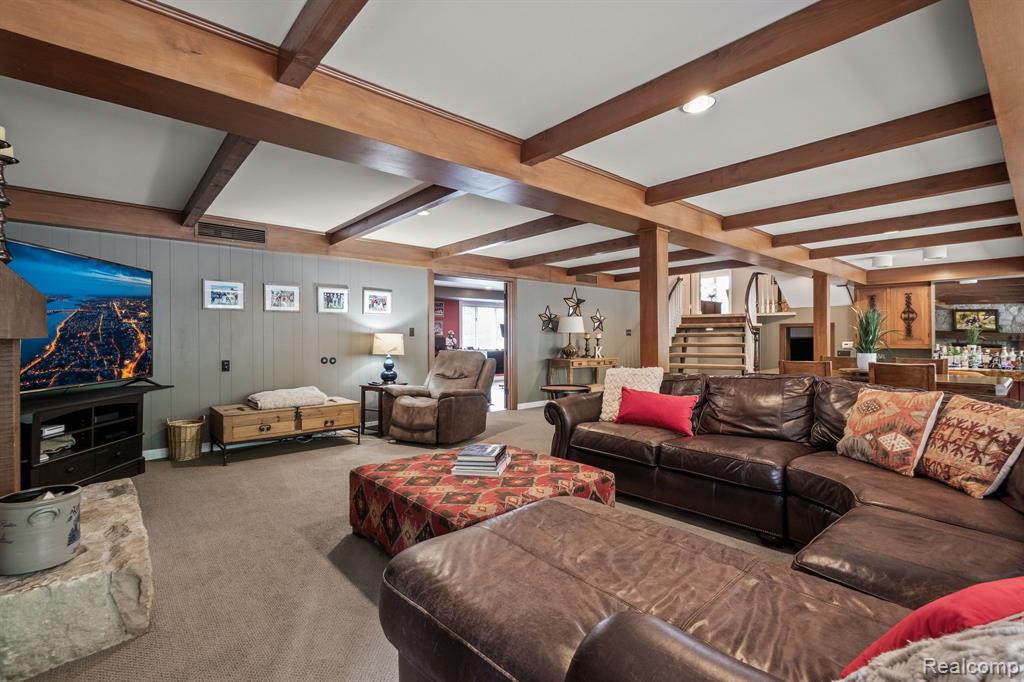 4906 Charing Cross Road Bloomfield Hills, MI 48304 - Photo 37 of 87 Gallery Image 37