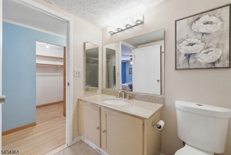 142 Pearl Street Paterson, NJ 07501 - Photo 12 of 20