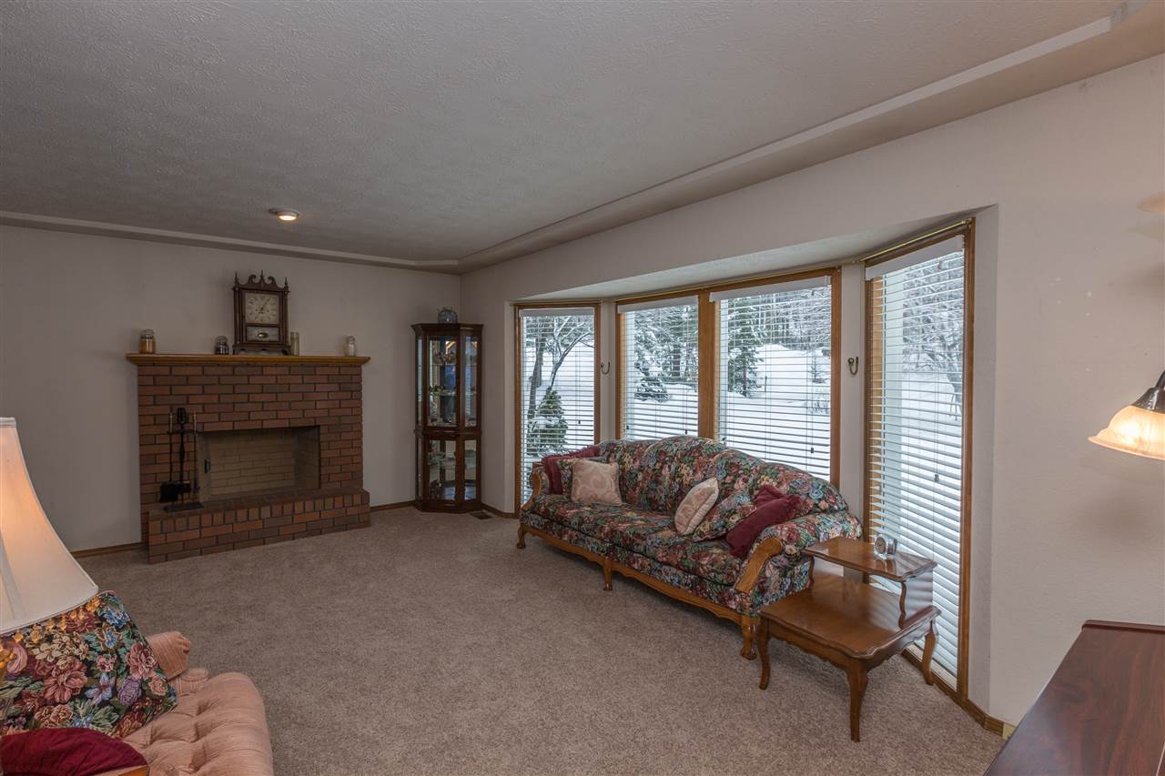2304 East Winger Road Spokane, WA 99208 - Photo 5 of 20