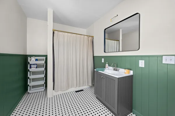 $169,900 | 225 East Wells Street, Geneseo, IL 61254