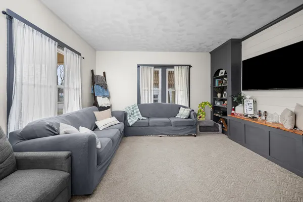 $169,900 | 225 East Wells Street, Geneseo, IL 61254