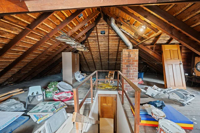 $179,900 | 225 East Wells Street, Geneseo, IL 61254