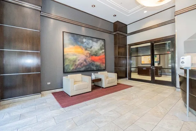 $3,550 | 645 North Kingsbury Street, Unit 2109, Chicago, IL 60654
