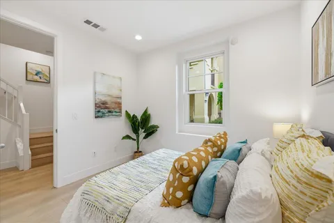 $1,658,000 | 270 Ariana Place, Mountain View, CA 94043