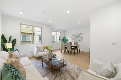 $1,658,000 | 270 Ariana Place, Mountain View, CA 94043