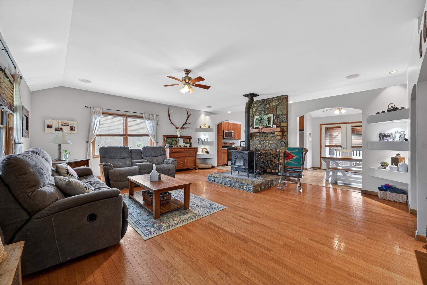14091 Stamper Road Moores Hill, IN 47032 - Photo 5 of 49 Living room