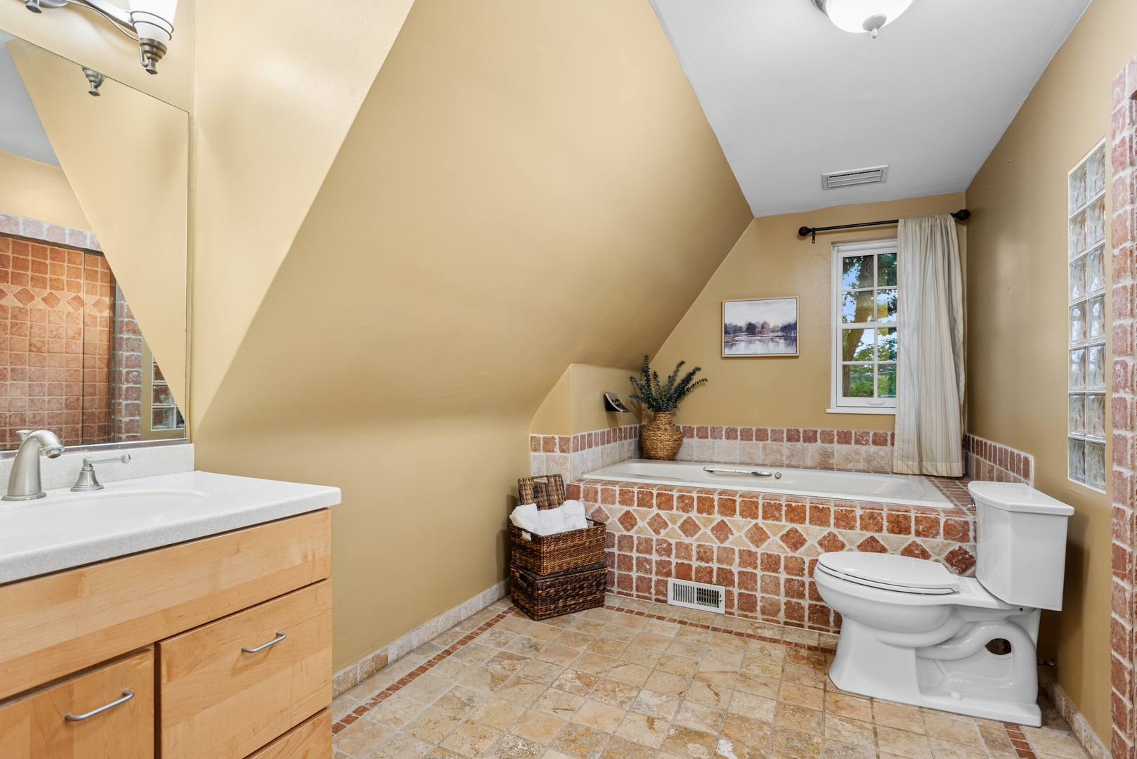 28W670 Batavia Road Warrenville, IL 60555 - Photo 24 of 46 Gallery Image 24
